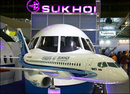 Sukhoi SuperJet-100 "أمل قطاع صناعات الطيران الروسي _42402934_sukhoi_corpsuperjet416