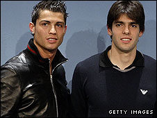 مكتبة صور (كرستيانو وكاكا) _44533965_ronaldo_kaka_body226