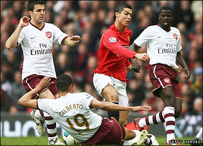 UNITED 2-1 ARSENAL:TẤT CẢ LÀ CỦA CHÚNG TA! _44564473_ronaldo_getty