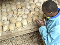         _44894806_skulls_rwanda_ap203b