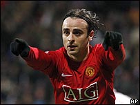 خروج حامل اللقب وفوز مانشستر وتشيلسي في كأس انجلترا _45410442_berbatov00