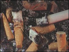 Fire-safe cigarette delay 'costing lives' _46141365_000056257-1