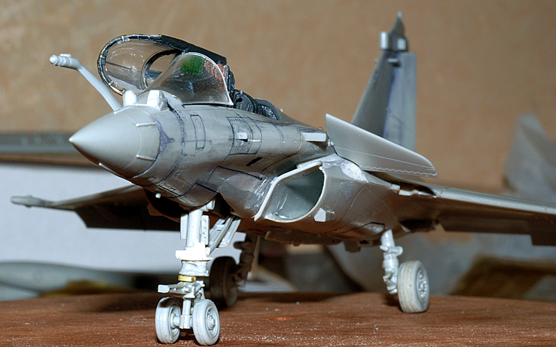 Rafale M Standard F3 "Nounou" 1/72 (base C Hobby Boss+PE Dreamodel+decals Zotz+nacelle Aviation Workshop) - Page 3 Rafale_juillet%20001