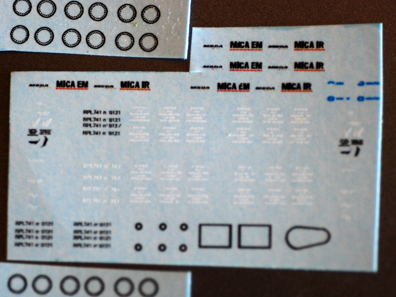 Rafale M Standard F3 "Nounou" 1/72 (base C Hobby Boss+PE Dreamodel+decals Zotz+nacelle Aviation Workshop) - Page 2 DecalsRPL003