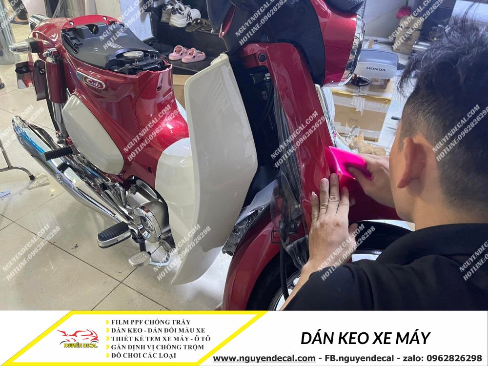 CÓ NÊN DÁN KEO BẢO VỆ XE MÁY?  Dan-keo-xe-may-6