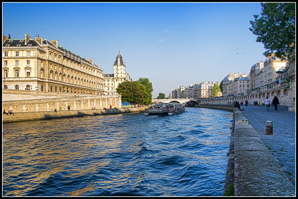 MMP envahit la capitale ! 20110430_19h28_HDR2