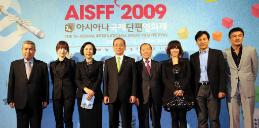 [06.11] Ouverture de The 7th Asiana International Short Film Festival  (Son Ye Jin, Goo Hye Sun...) 200911050632