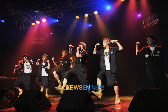 Flight B1A4: News! 201107262140541002_1