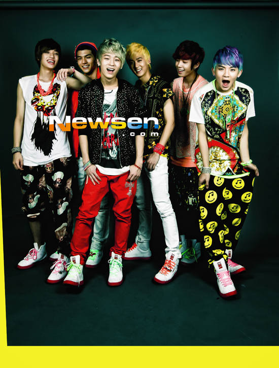 [04.08.2012] TEEN TOP 'Be ma girl' un comeback qui s'est fait attendre. 201208041410050910_1