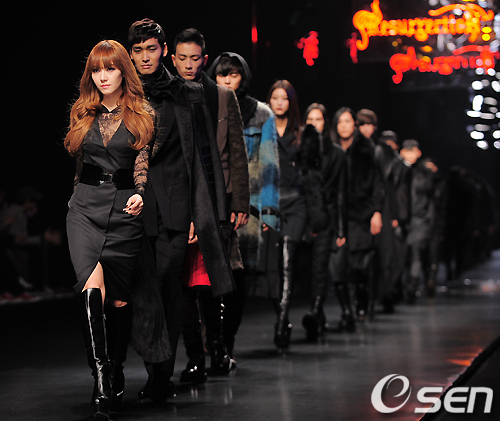 [29-03-2011] Sao dự Tuần lễ thời trang Seoul F/W 2011-2012 ngày 29.3  201103291238772243_1