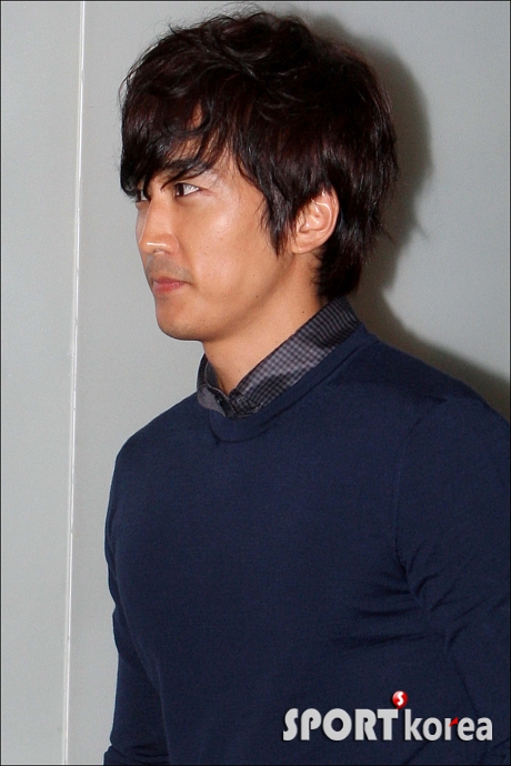 [15.09] Avant-première de "My Love by My Side" (Song Seung Hun, Jun Do Yeon, Lee Min Ho...) 20090915210206233