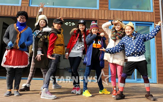 [PIC][21-07-2012]Hình ảnh mới từ chương trình "Invincible Youth 2" của HyoYeon và Sunny - Page 3 2012110810164651174_1