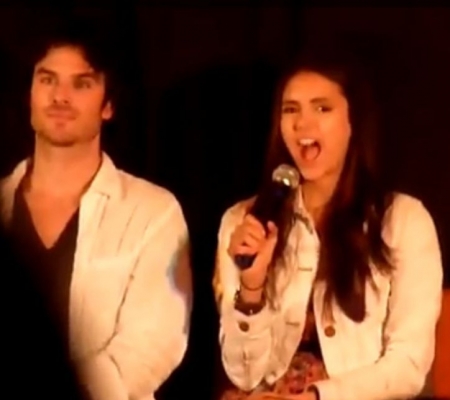 TVD Stars at Mystic Love Convention 7-2 & 7-3 2011 Normal_013