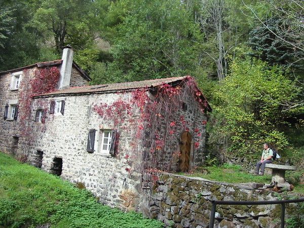 CHEMIN DE ST JACQUES DE COMPOSTELLE Df081d84