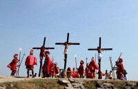 Estudiosos questionam a tradição em torno da crucificação de Cristo e afirmam que ele pode ter morrido com 39 anos Crucifica%C3%A7%C3%A3o-200x129