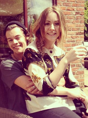 Revenge larry Harry-Styles-and-Gemma-Styles