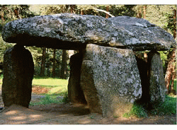 Le mystre des megalithes Dolmen