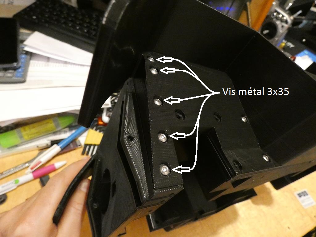 Etapes de construction du Gama Goat en 3D. Gama-174