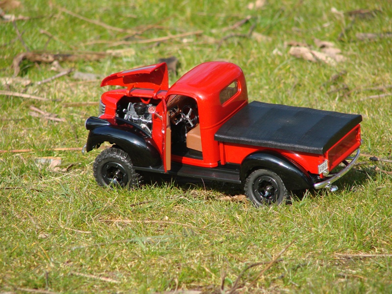 Chevrolet Pick-up 1946 1/19 - Losi Micro Crawler 074