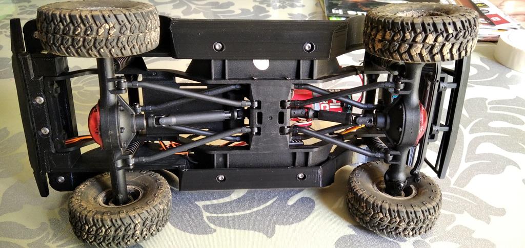 Lunchbox sur chassis FTX 003