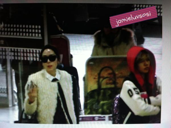 [31-12-2011][FANTAKEN] SNSD @ Gimpo Airport to Japan AaqAFRz4