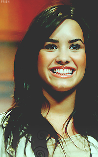 Demi Lovato Avdemilovatoota33