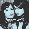 Retrouvailles et soirée bien méritée ! Demi & Selena Icondemiselenad23