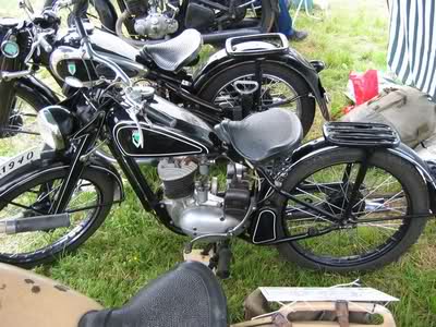 La DKW RT 125 de 1940 4mv391d