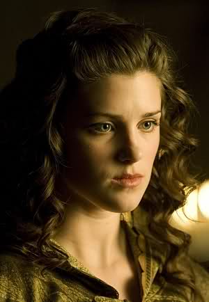 MARIAN (LUCY GRIFFITHS) Zmbbcn