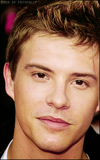 Réserve avatars Xavier Samuel 25irnlf