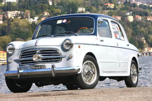 Obama overseas - love FIAT 1100 TV 2wec1du