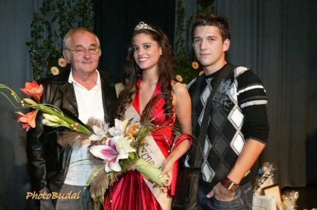Miss Hungary Earth 2009: Korinna Kocsis M5vgy