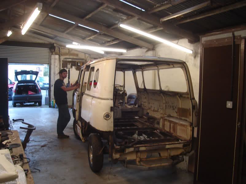 thames - 1959 Ford Thames camper van restoration  29xgrqp