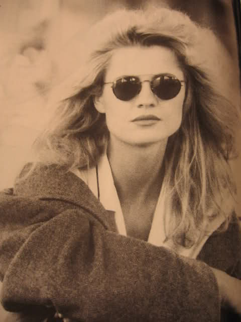 Aneta Kreglicka - Miss World 1989 Rms7b8