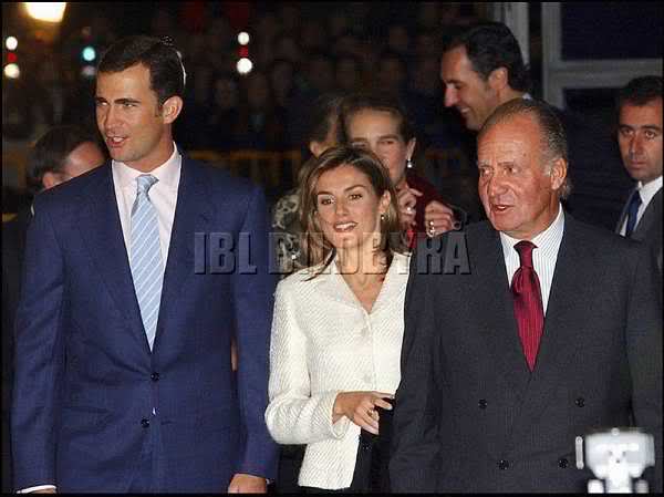 Letizia, Princesa de Asturias (III) (FORO CLAUSURADO) - Página 9 2cp7rr5