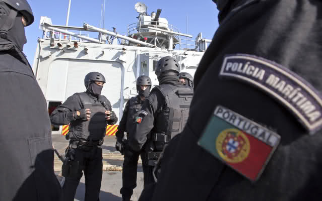 Forças Armadas Portuguesas/Portuguese Armed Forces 2hs9ipu