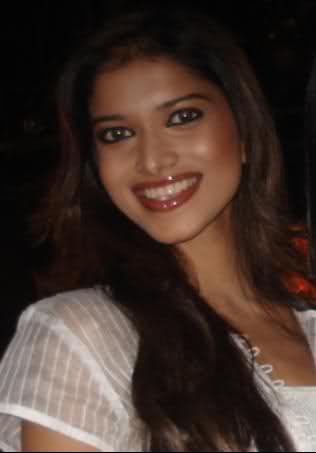 Harshita Saxena, Pantaloons Femina Miss India International 2009. B6u801