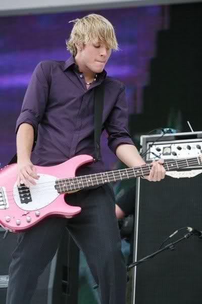 Dougie Poynter 15wb1pw