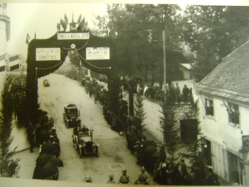 Pontarlier début XX° siècle et aujourd'hui. 28ul9xw