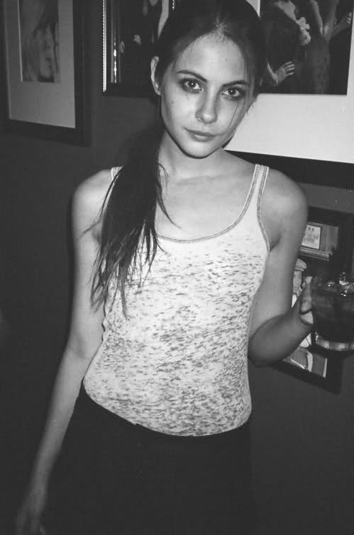 Willa Holland (The OC - Gossip Girl) 29mnof7