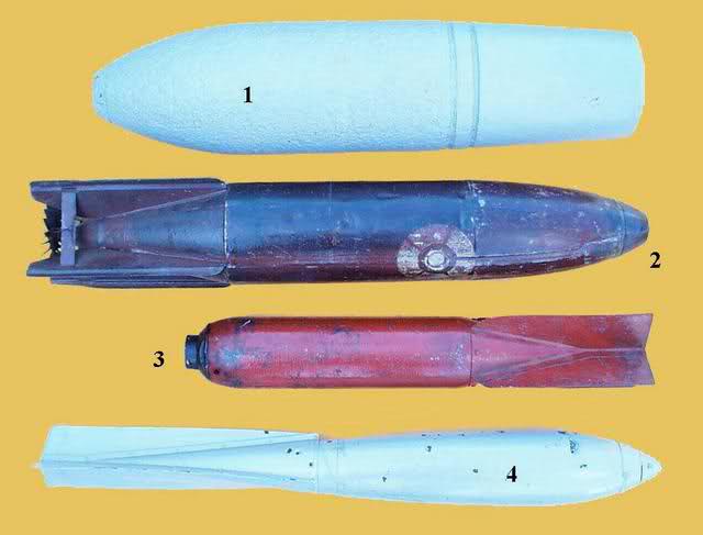 grenade - Identifier un obus, une grenade, une mine, une bombe. 538vp1