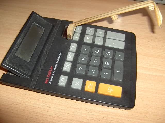 CUENTA VUELTAS CON UNA CALCULADORA 106zgw1