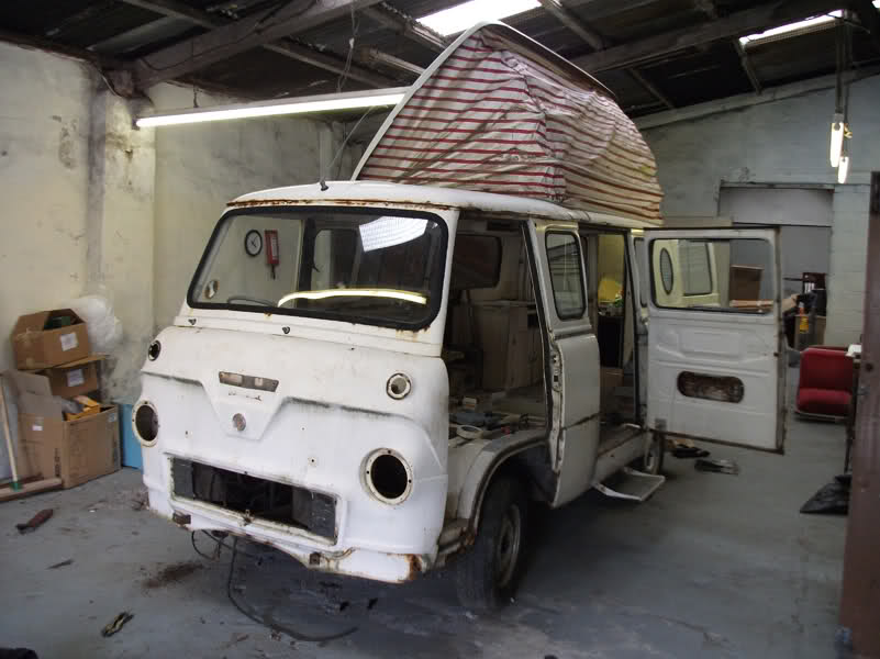 1959 Ford Thames camper van restoration  2n83c54