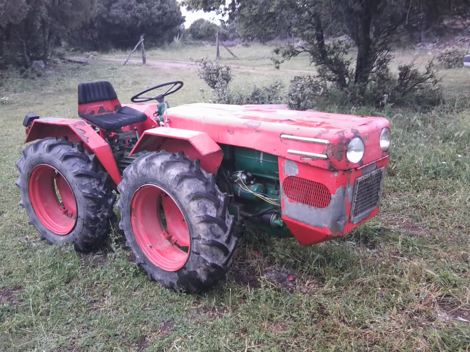 Identificar tractor con motor MWM-Diter 3 cilindros 2rr09sg