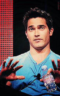 Tyler Hoechlin - 200*320  Ajxvew