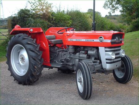 MASSEY FERGUSON -Tractores //  U.K. --  USA---- France Ntn34