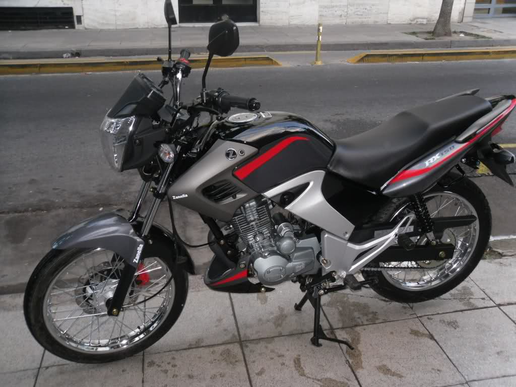 (VENDIDA) Vendo Zanella Rx 150r con 540 Km. $ 7.500 2089vzb