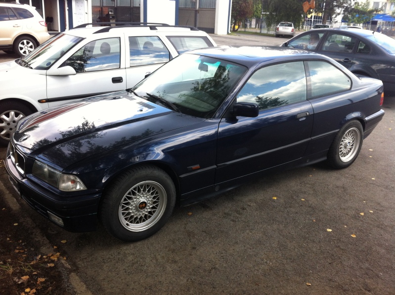 BMW 320i E36 Coupe  2iid4es