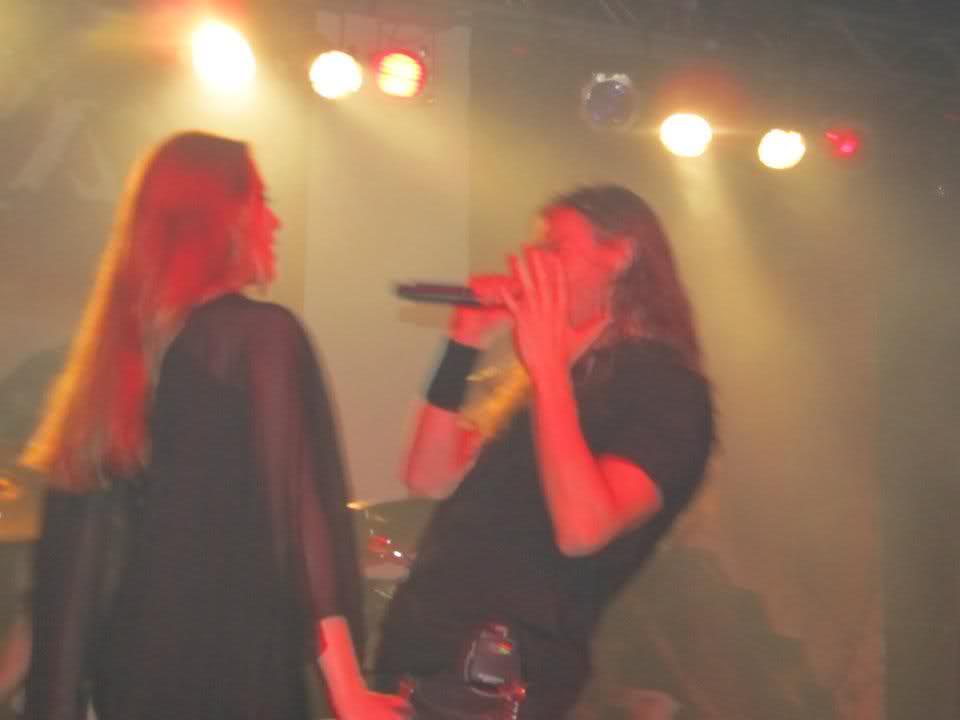 Fotos de Simone Simons - Página 29 29z7tab