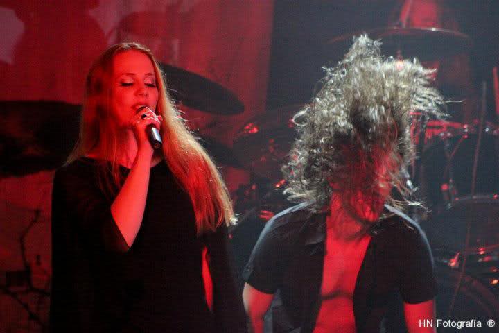 Fotos de Simone Simons - Página 31 1zz5deh